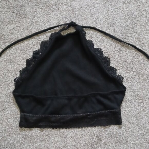 Shein crop top - Picture 2 of 2